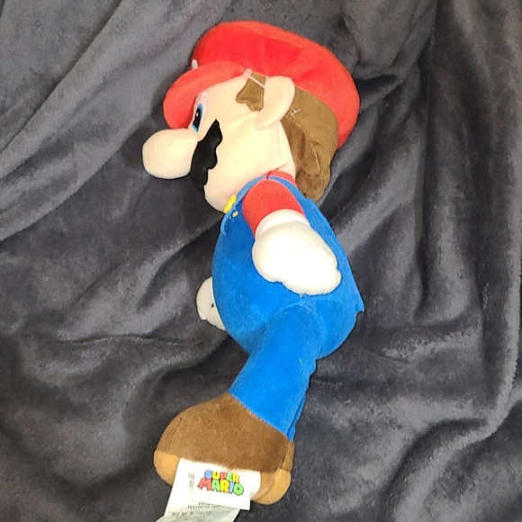 Super Mario Plush Doll - Picture 2 of 5